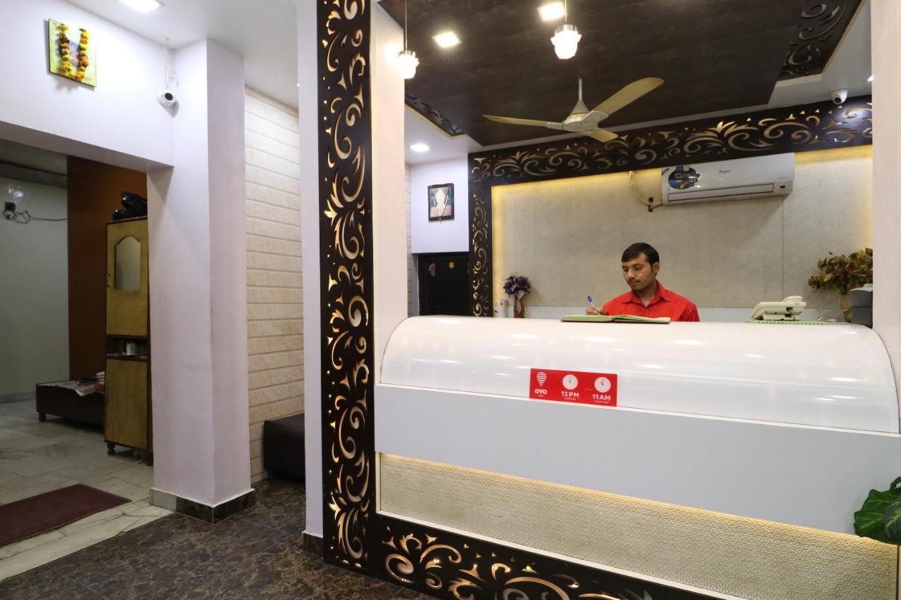 OYO 29637 Hotel Kakkar Ludhiana Bagian luar foto